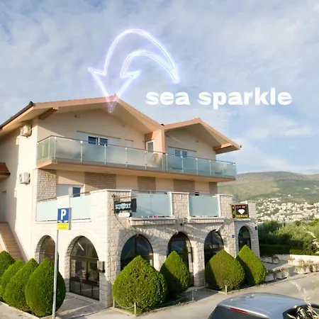 아파트 Sea Sparkle Luxury 스플리트