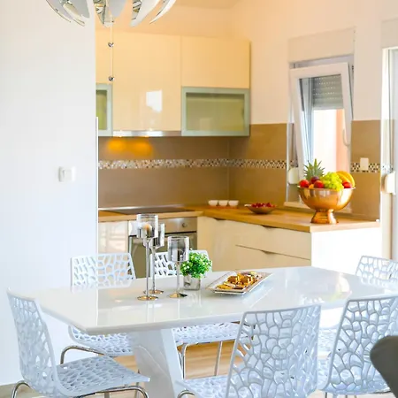 Sea Sparkle Luxury شقة