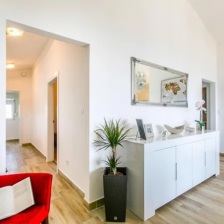 Sea Sparkle Luxury * سبليت